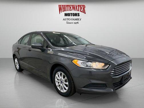 2016 Ford Fusion S