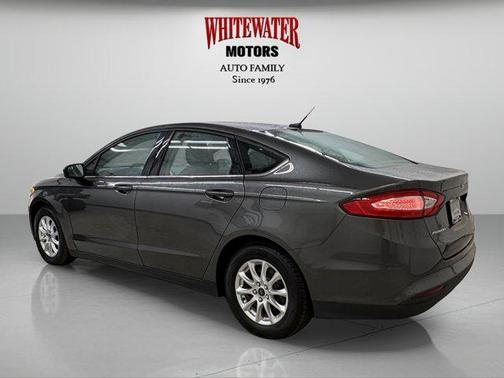 2016 Ford Fusion S