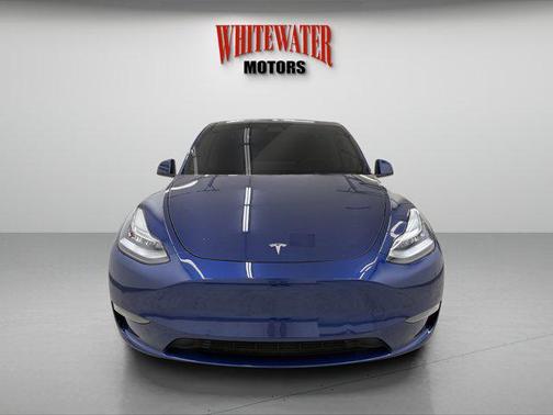 2022 Tesla Model Y Long Range Dual Motor All-Wheel Drive