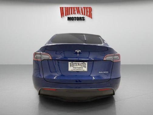 2022 Tesla Model Y Long Range Dual Motor All-Wheel Drive