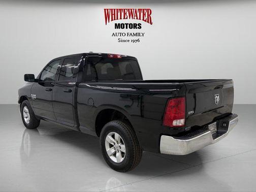 Diamond Black Crystal Pearlcoat 2024 RAM 1500 Classic SLT