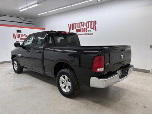 Diamond Black Crystal Pearlcoat 2024 RAM 1500 Classic SLT