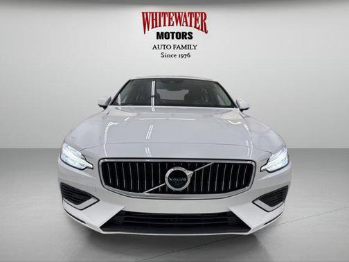 2021 Volvo S60 Recharge Plug-In Hybrid T8 Inscription