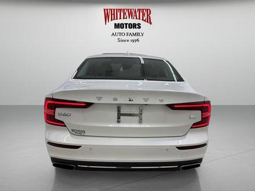 2021 Volvo S60 Recharge Plug-In Hybrid T8 Inscription