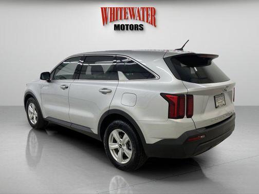 2021 Kia Sorento LX