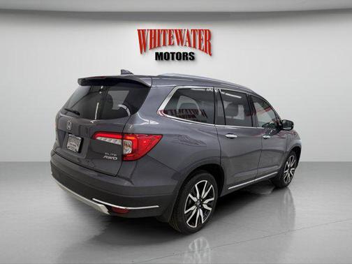 2022 Honda Pilot AWD Elite