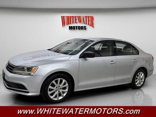 Platinum Gray Metallic 2015 Volkswagen Jetta Man SE