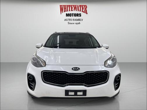 Snow White Pearl 2017 Kia Sportage EX