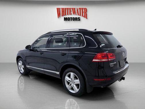 2012 Volkswagen Touareg VR6 Lux