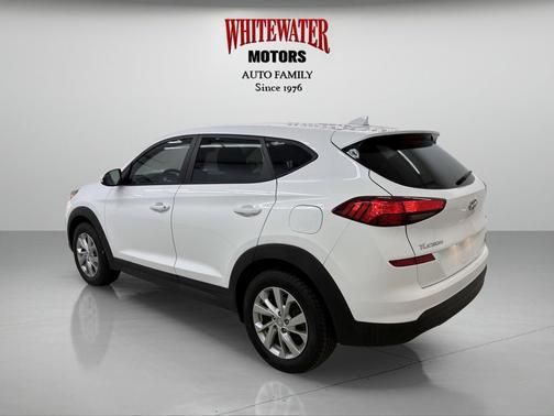 White Pearl 2019 Hyundai TUCSON SE