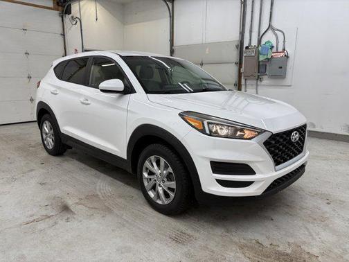 White Pearl 2019 Hyundai TUCSON SE