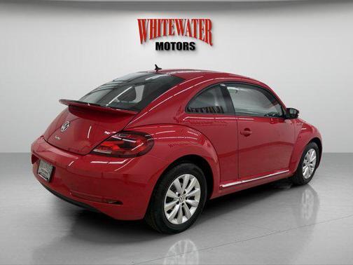 2019 Volkswagen Beetle 2.0T S