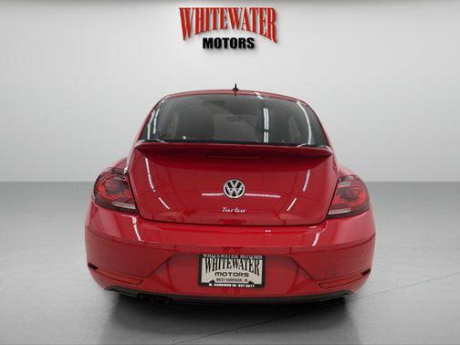 2019 Volkswagen Beetle 2.0T S