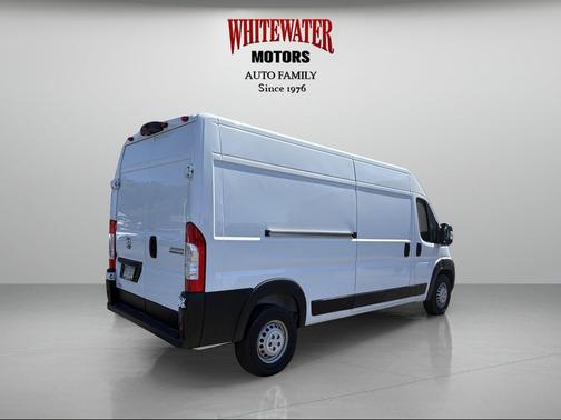 Bright White Clearcoat 2025 RAM ProMaster 2500 Tradesman