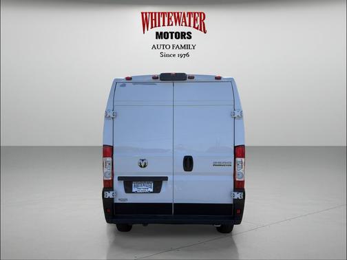 Bright White Clearcoat 2025 RAM ProMaster 2500 Tradesman