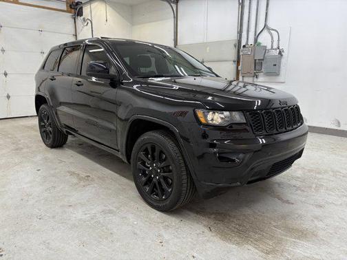 2021 Jeep Grand Cherokee Laredo