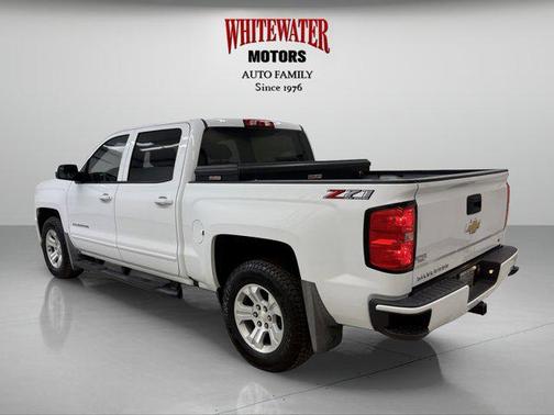 Summit White 2018 Chevrolet Silverado 1500 2LT