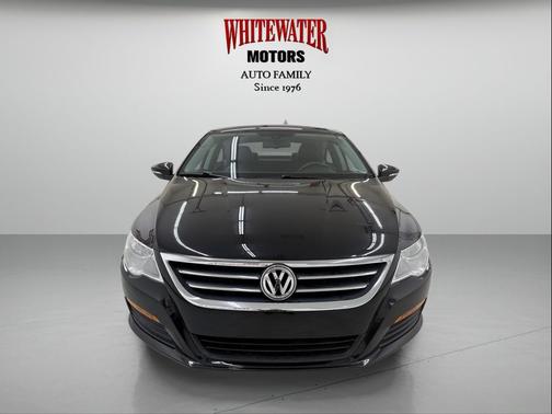 Deep Black Metallic 2011 Volkswagen CC Sport