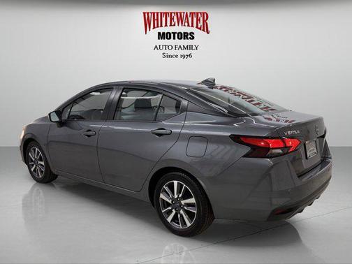 2023 Nissan Versa 1.6 SV