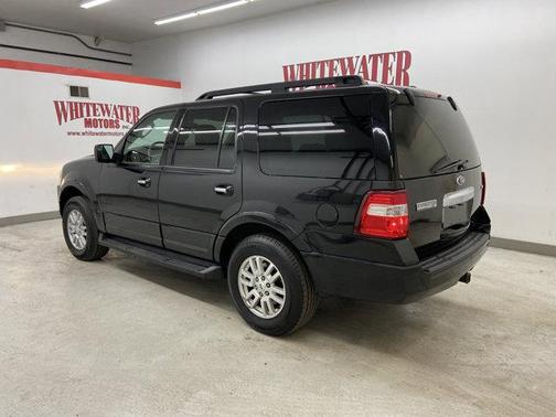 Photo 3 of 41 of 2013 Ford Expedition XLT