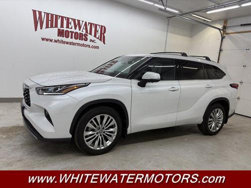 2024 Toyota Highlander Platinum