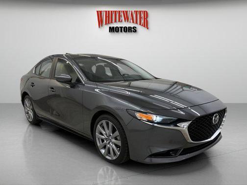 2022 Mazda Mazda3 FWD w/Preferred Package