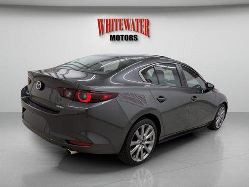 2022 Mazda Mazda3 FWD w/Preferred Package