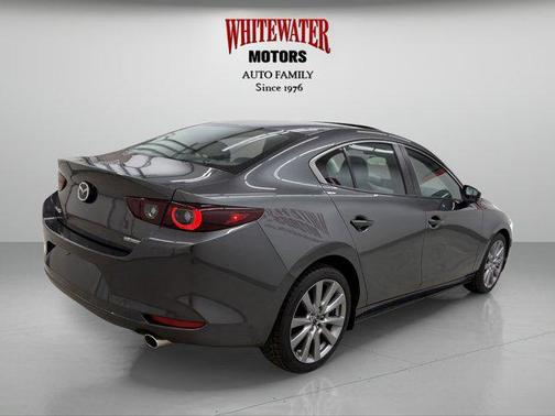 2022 Mazda Mazda3 FWD w/Preferred Package