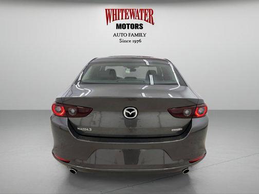 2022 Mazda Mazda3 FWD w/Preferred Package