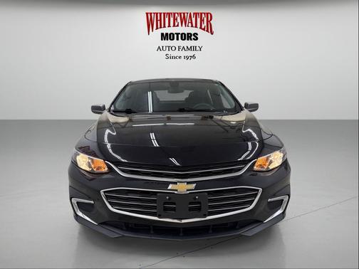 Mosaic Black Metallic 2017 Chevrolet Malibu 1LS