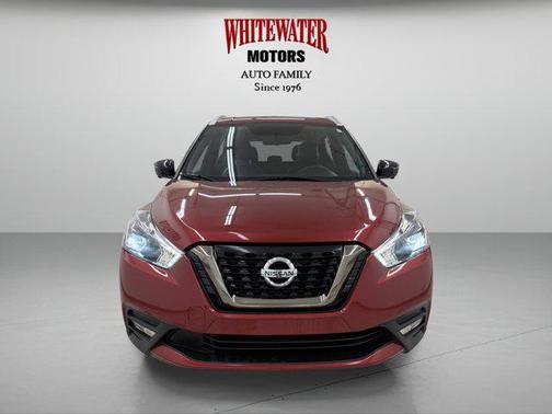 2019 Nissan Kicks SR