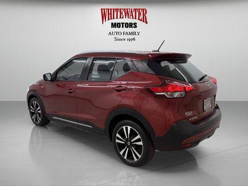 2019 Nissan Kicks SR