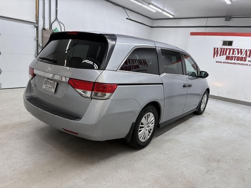 Lunar Silver Metallic 2016 Honda Odyssey LX