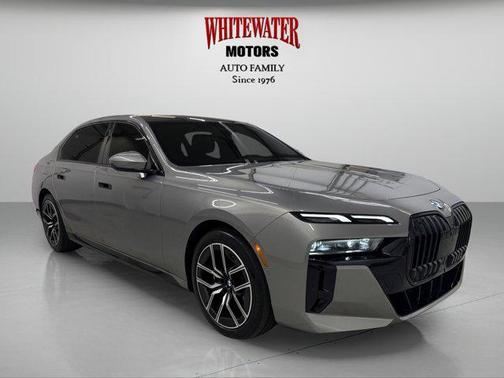 2023 BMW 740 i