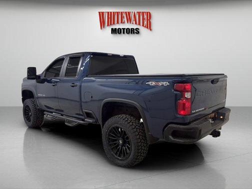 2022 Chevrolet Silverado 2500 Custom