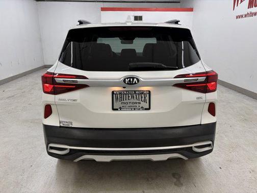 Snow White Pearl 2021 Kia Seltos EX