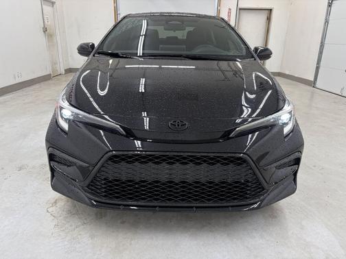 Midnight Black Metallic 2024 Toyota Corolla XSE