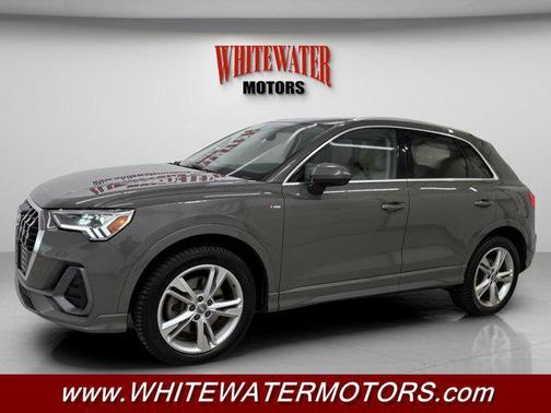 2019 Audi Q3 2.0T S line Premium Plus