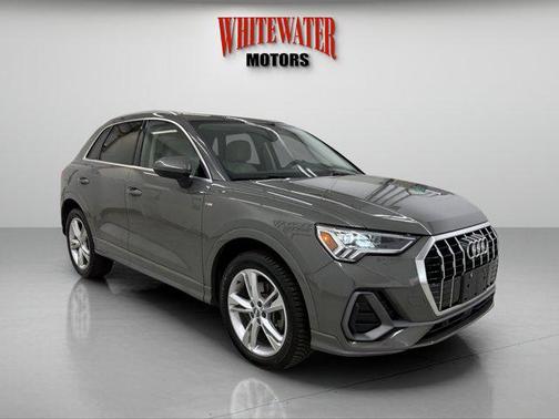 2019 Audi Q3 2.0T S line Premium Plus