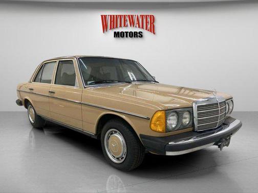 1977 Mercedes-Benz 300D Diesel
