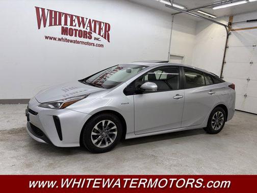 2019 Toyota Prius XLE