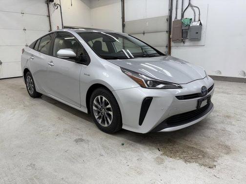 2019 Toyota Prius XLE