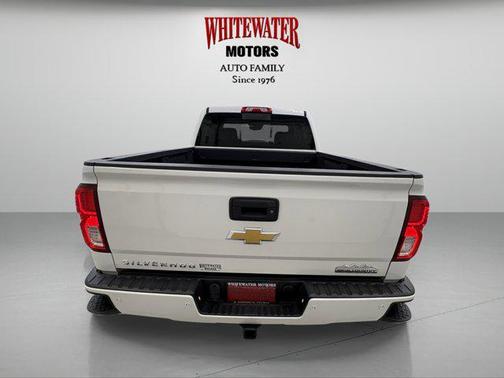 2017 Chevrolet Silverado 1500 High Country
