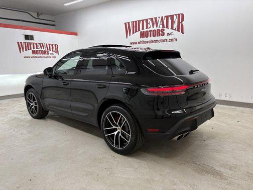 2022 Porsche Macan Base