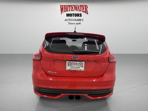 2017 Ford Focus ST 