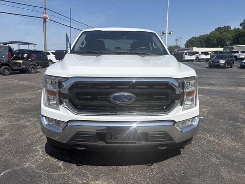 Oxford White 2021 Ford F-150 XLT