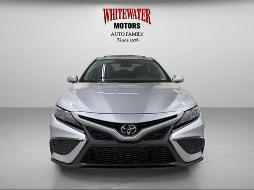 Celestial Silver Metallic 2024 Toyota Camry SE