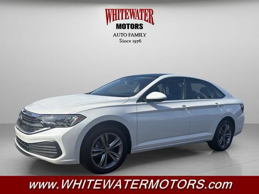 Opal White Pearl 2023 Volkswagen Jetta 1.5T SE