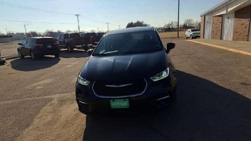 2023 Chrysler Pacifica Hybrid Touring L