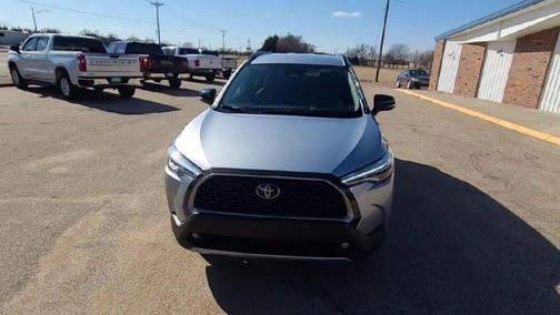 2025 Toyota Corolla Cross XLE